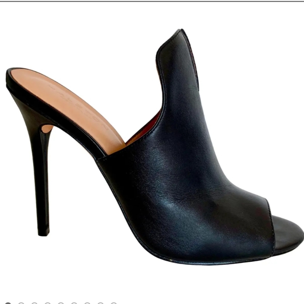 Stiletto mules